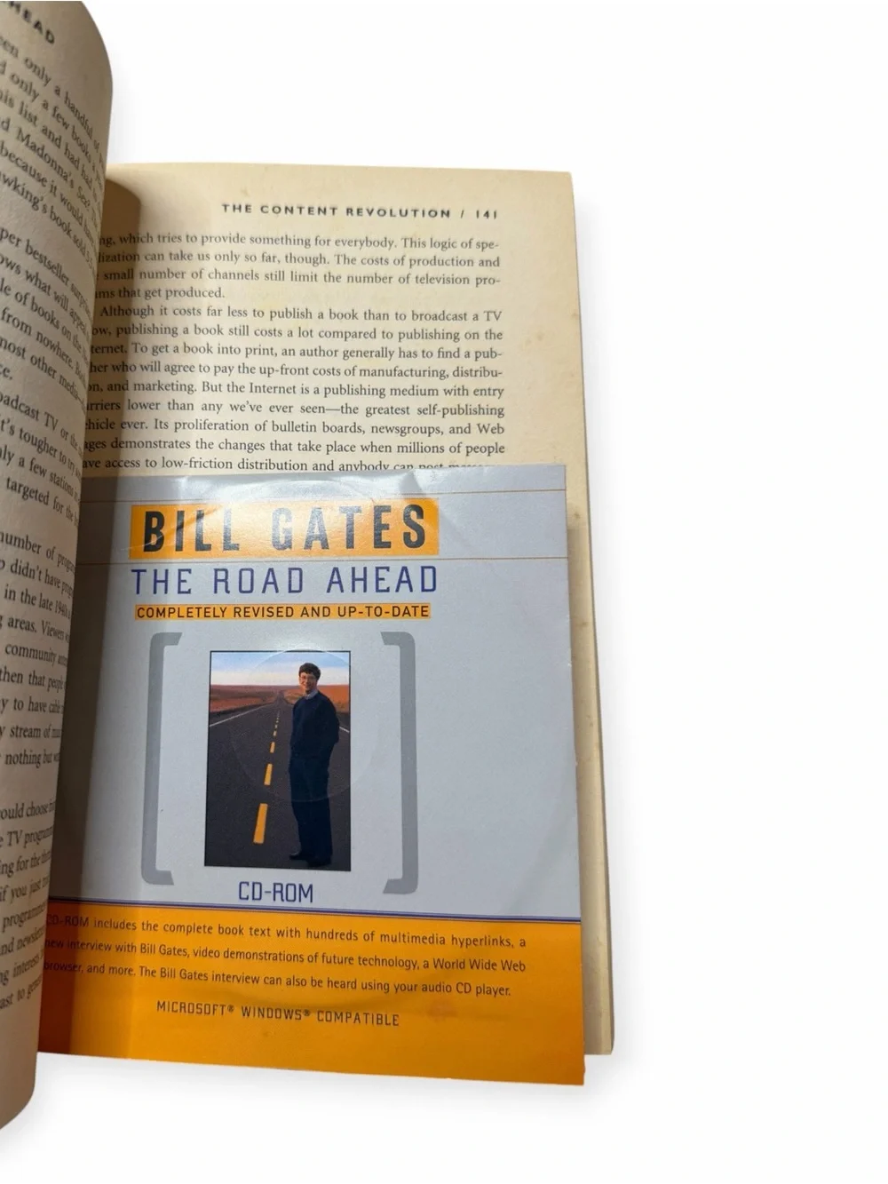 Bill Gates The Road Ahead Revised Book w/ Interactive CD-ROM Penguin 1996